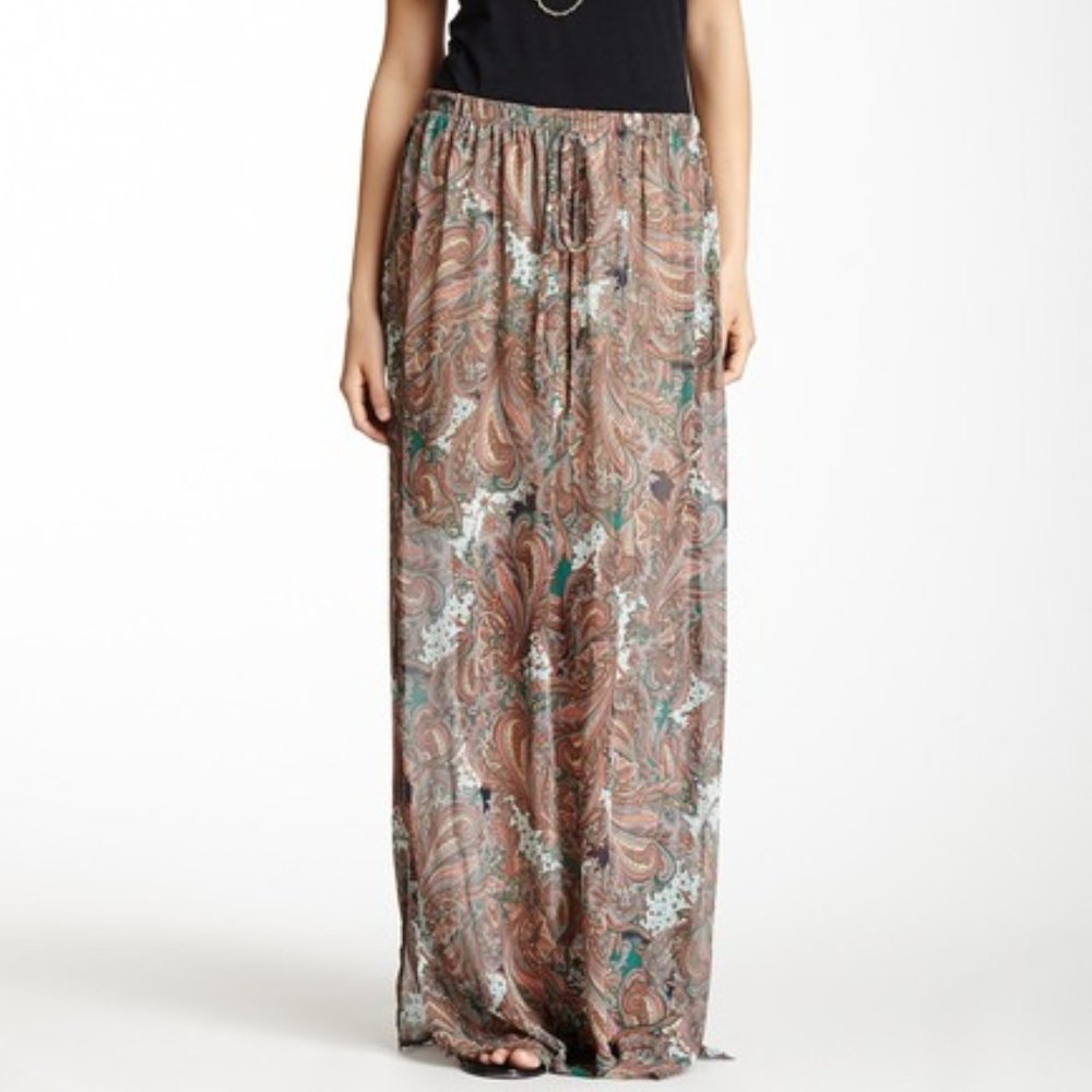 ⭐️ Bobeau Paisley Maxi Skirt